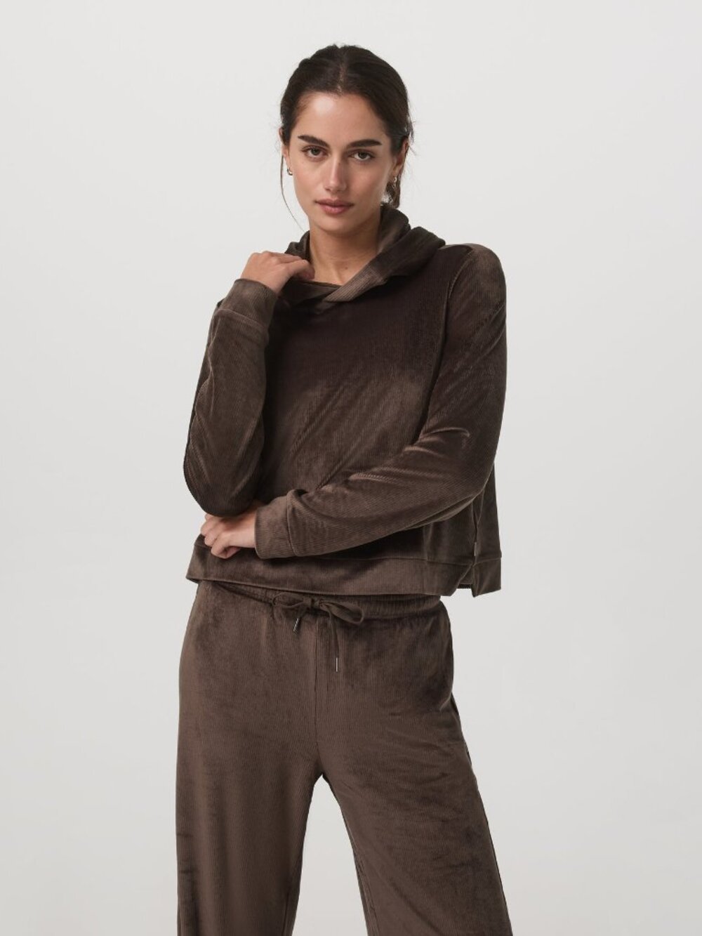 Vuori - Haven Hoodie (L) and Haven Pants (M) Set